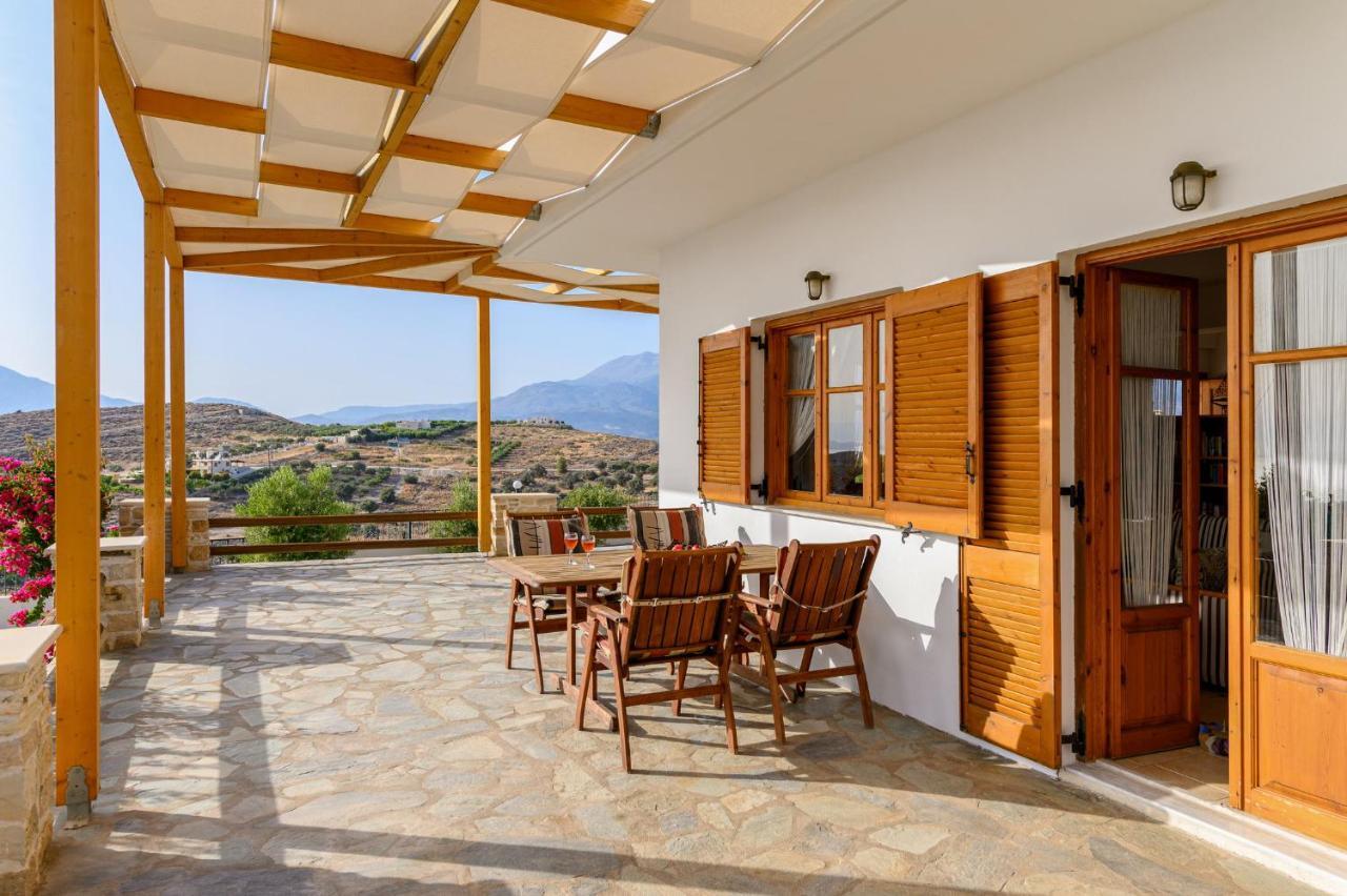 Villas Alexandros Kalamaki  Luaran gambar