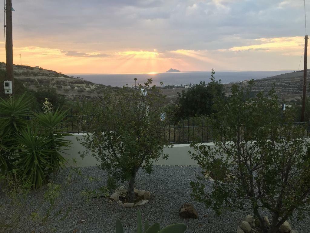 Villas Alexandros Kalamaki  Luaran gambar